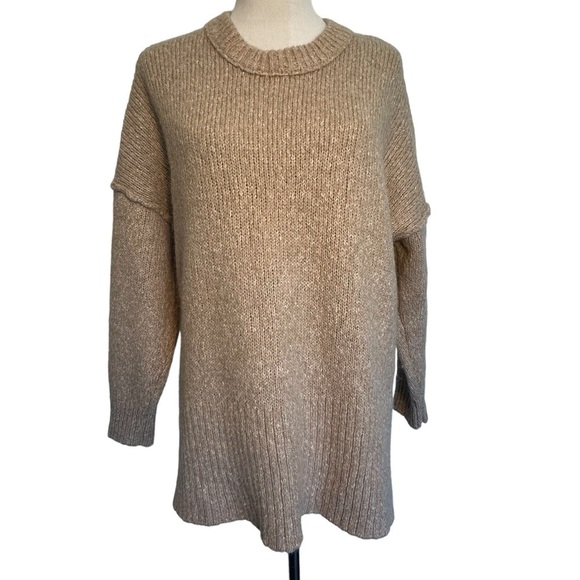 Madewell Sweaters - Made well tan Baxter Sweater Tunic in size large